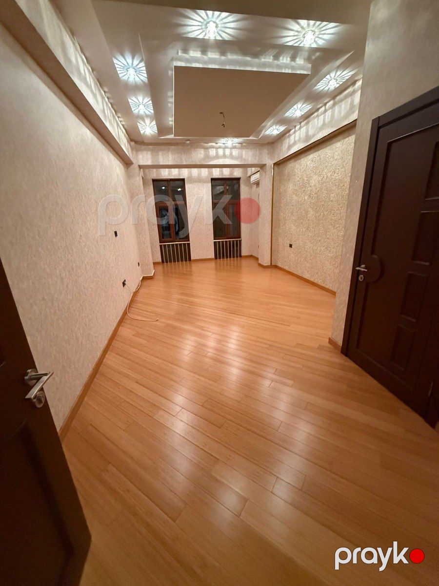Satılır 5 otaqlı yeni tikili 335 m² — Mənzil, Bakı (10)