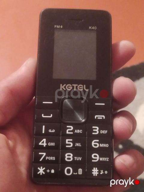 KGtel K40 düyməli telefon tam islekdi hecbir problemi yoxdu — Bakı