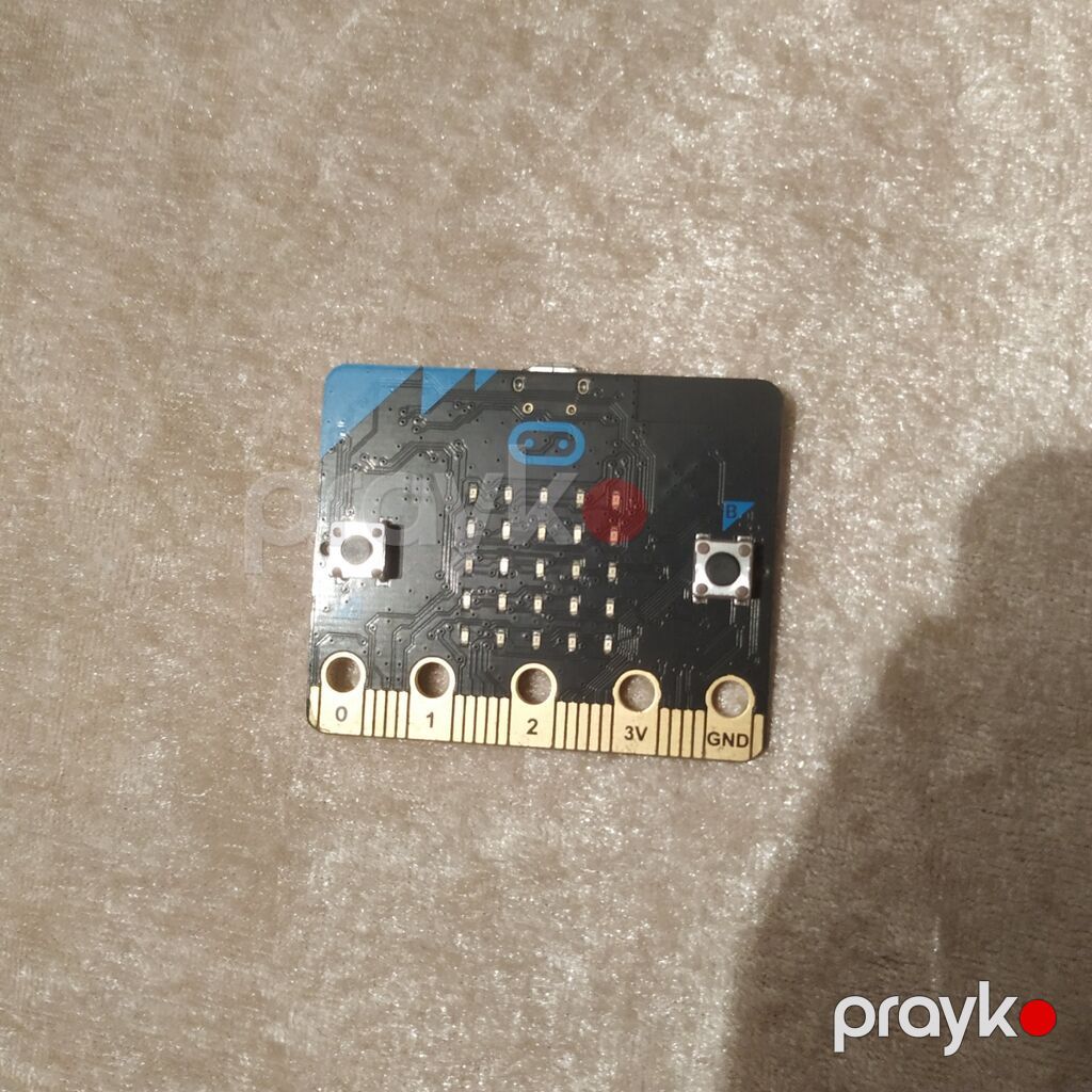BBC micro:bit (orijinal dəst) Qiymət Barəsində Razılaşa Bilərik — Oyuncaqlar, Bakı (4)