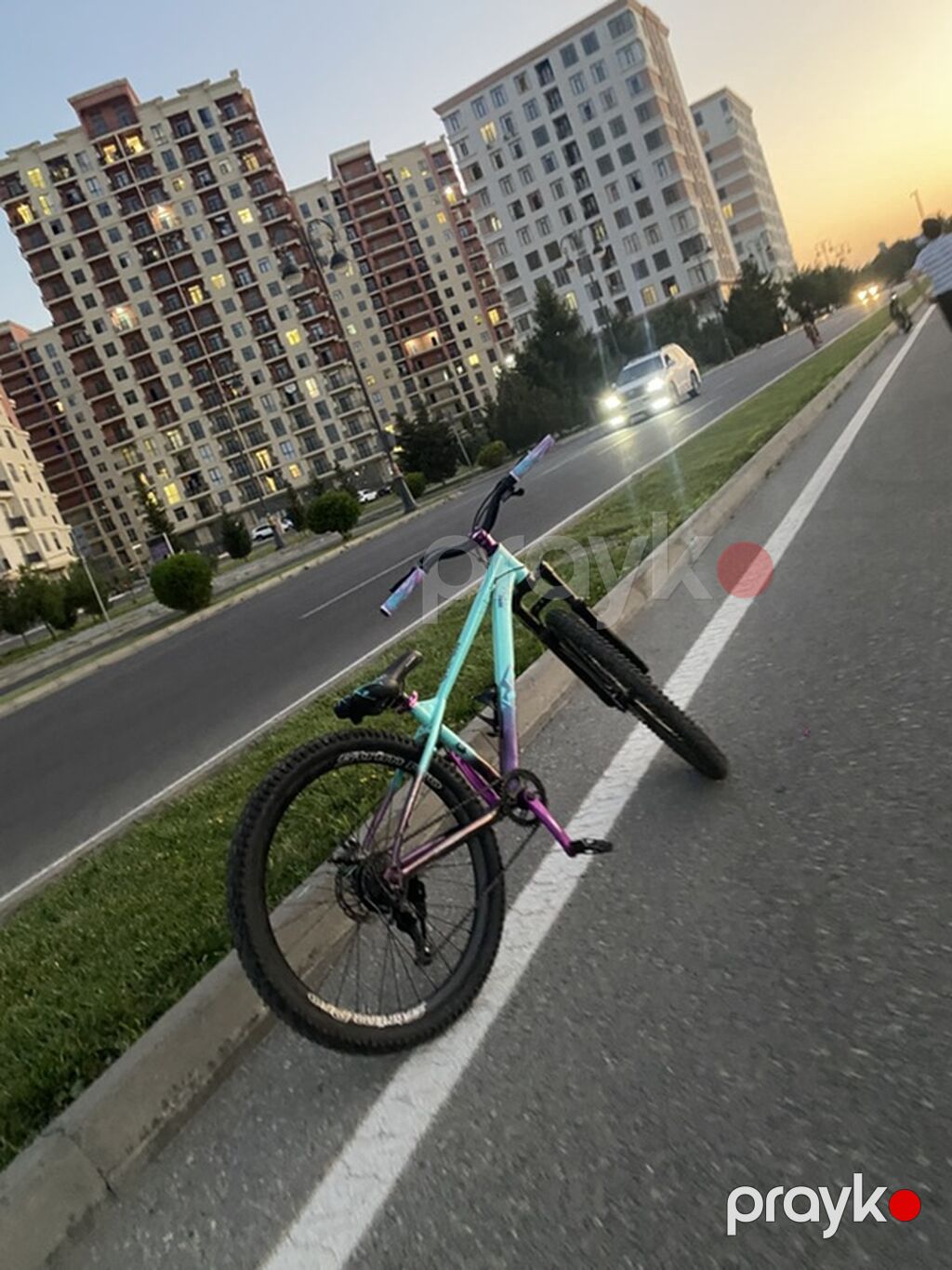 Dağ/şəhər tipli velosiped - Rəng: açıq mavi-göy çərçivə, bənövşəyi — Dağ velosipedləri, Bakı (4)