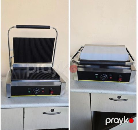 Toster təzədi 4 çörək tutur 220 azn satılır Ünvan Şamaxı Pərvin