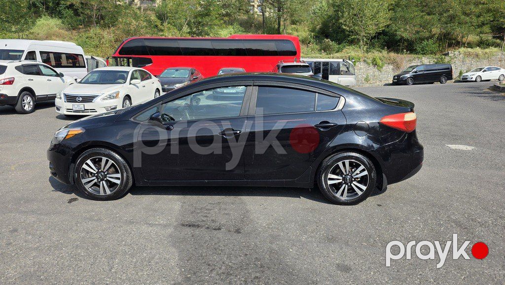 Kia Forte, 1.8 L, 2016 il, 250 000 km — Avtomobillər, Şəki (5)