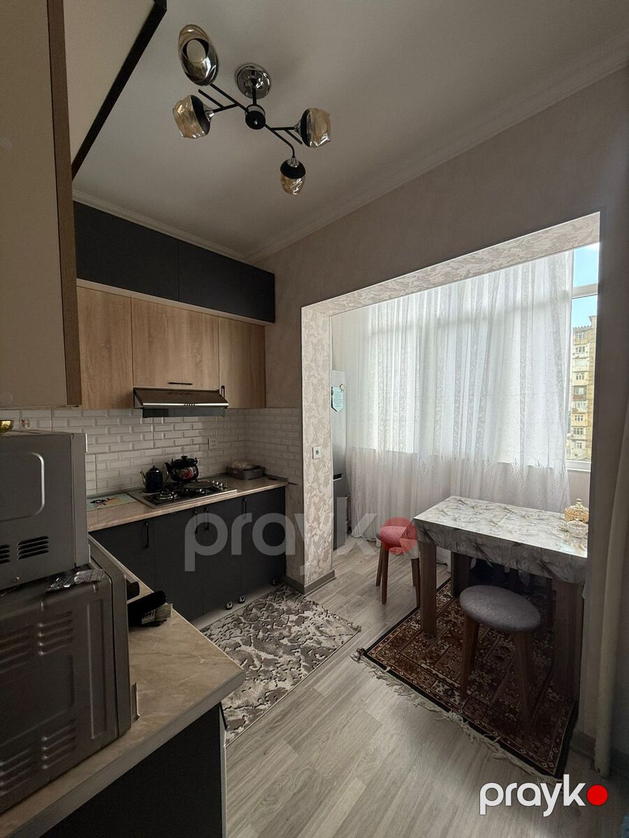 Satılır 4 otaqlı köhnə tikili 100 m² — Mənzil, Bakı (10)