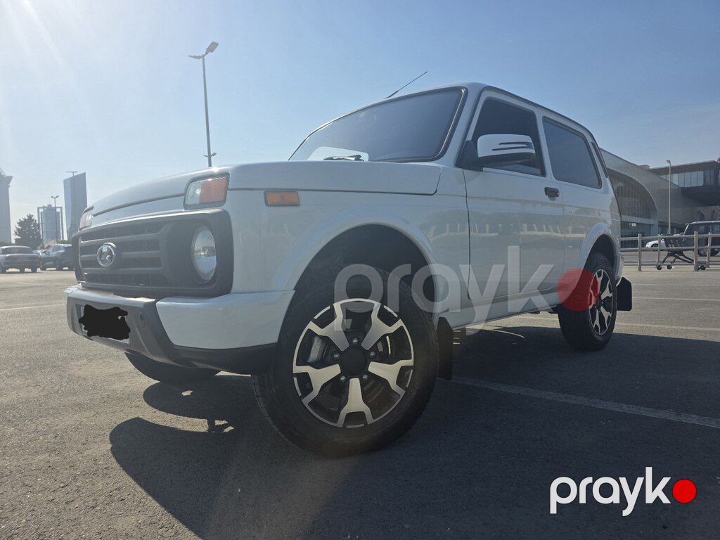 Lada (VAZ) Niva, 1.7 L, 2024 il, 35 000 km — Avtomobillər, Bakı (9)