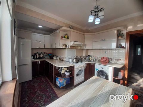 Satılır 3 otaqlı köhnə tikili 80 m²