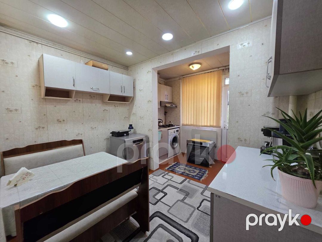 Satılır 2 otaqlı köhnə tikili 65 m² — Mənzil, Bakı (7)