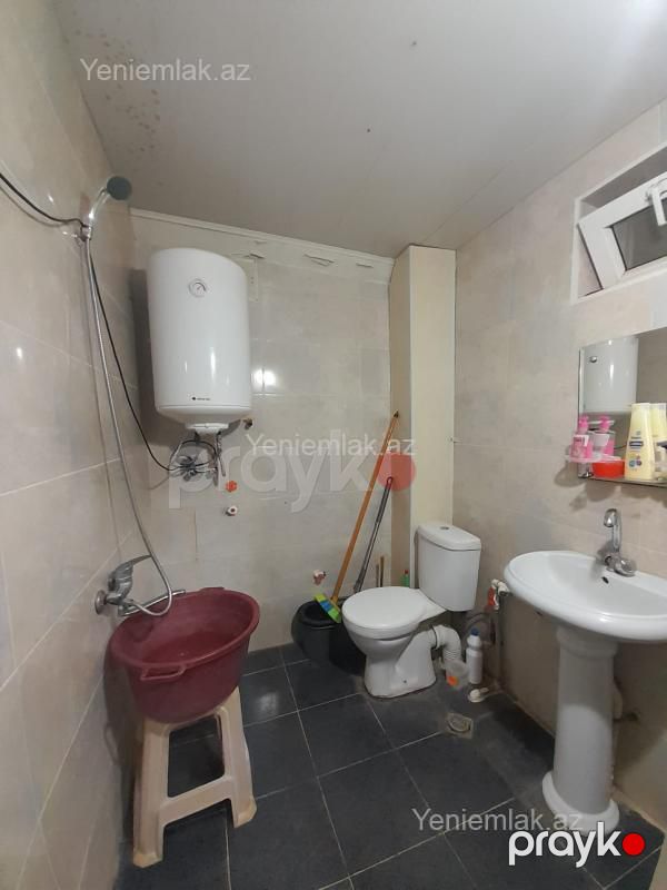 Satılır 1 otaqlı Bina evi menzil (Köhnə tikili), 35 m², Suraxanı rayonu — Mənzil, Bakı (3)