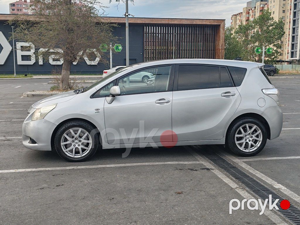 Toyota Verso, 2.2 L, 2009 il, 271 000 km — Avtomobillər, Bakı (7)