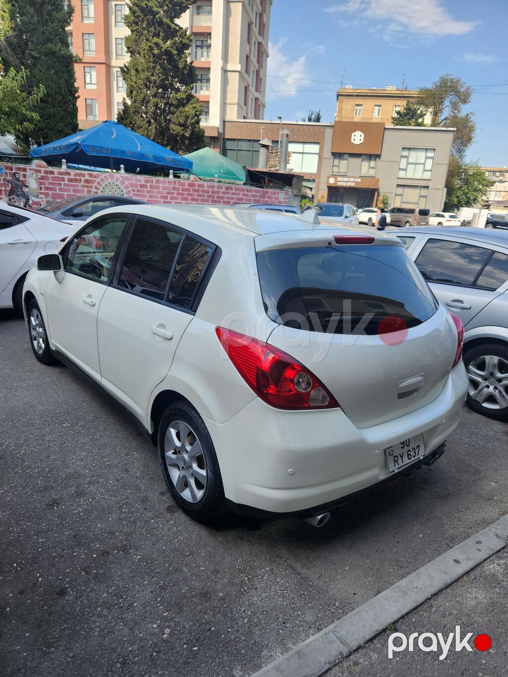 Nissan Tiida (hatchback) – ağ rəng - Kuzov: 5 qapılı hatchback, ağ — Avtomobillər, Bakı (8)