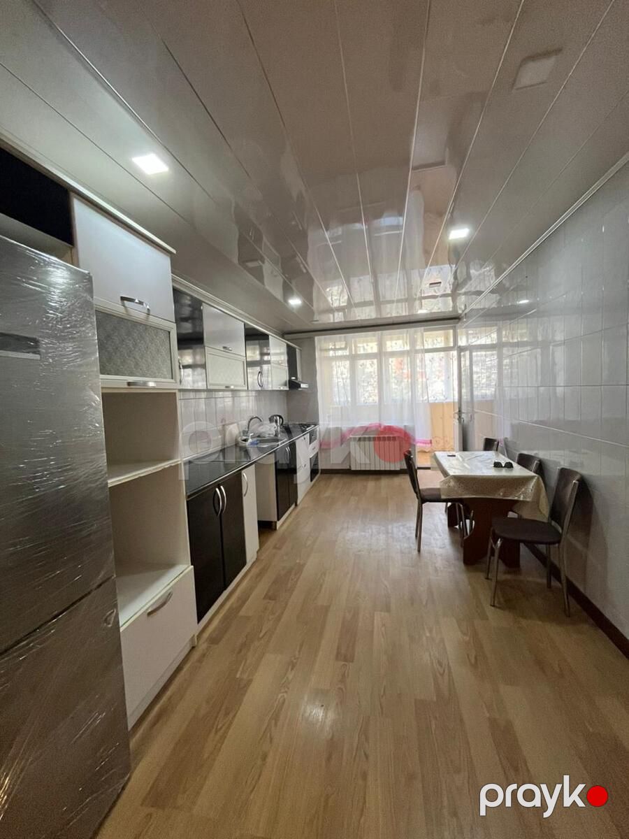 Satılır 4 otaqlı köhnə tikili 100 m² — Mənzil, Bakı (12)