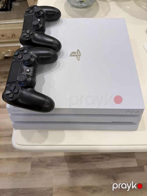 Məhsul: Sony PlayStation 4 Pro (ağ rəng) Təsvir: - PS4 Pro konsolu — Bakı