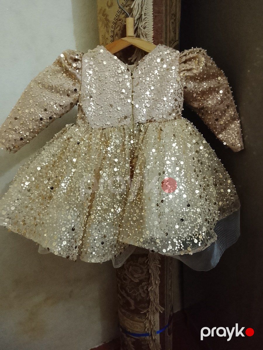 Geyim libası — Uşaq geyimi, Bakı (2)