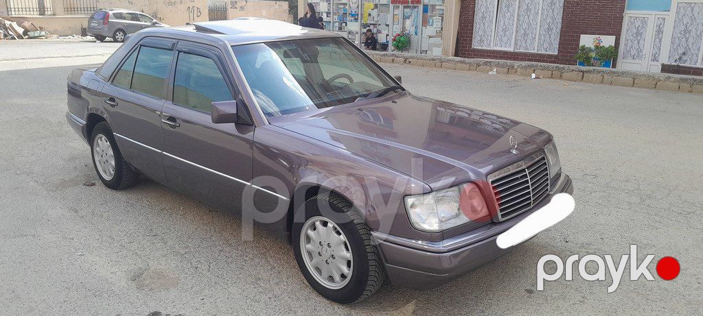 Mercedes 220 E, 2.2 L, 1993 il, 365 000 km — Avtomobillər, Bakı (2)