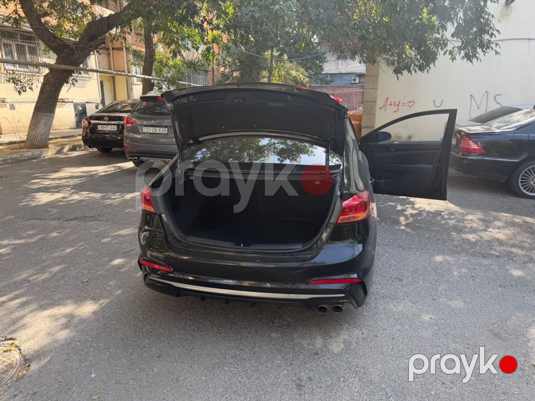 Hyundai Elantra, 2017 il — Avtomobillər, Bakı (8)
