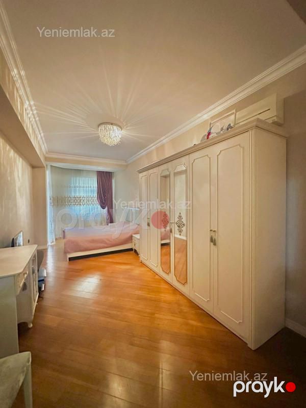Satılır 4 otaqlı Bina evi menzil (Yeni tikili), 210 m², Nərimanov rayonu — Mənzil, Bakı (11)
