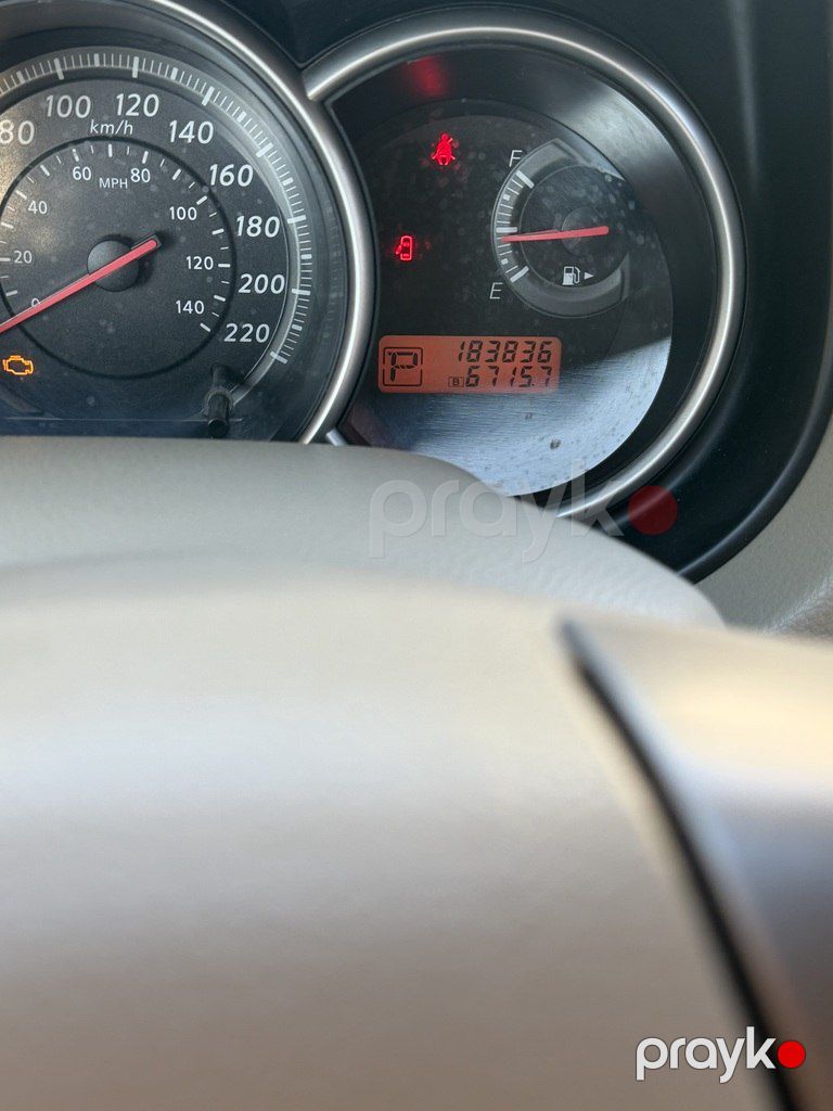 Nissan Tiida, 1.6 L, 2011 il, 185 000 km — Avtomobillər, Bakı (11)