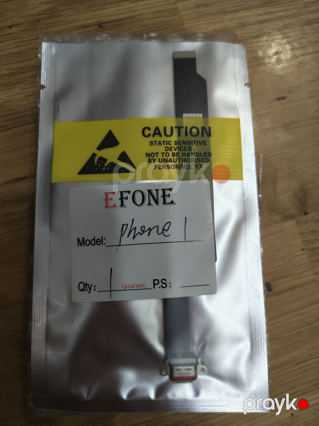 Nothing phone 1 ucun sarj lenti — Smartfon ehtiyat hissələri, Bakı (2)