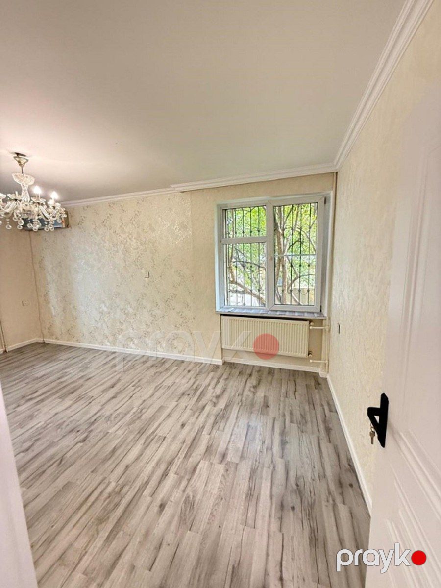 Satılır 3 otaqlı köhnə tikili 70 m² — Mənzil, Bakı (2)