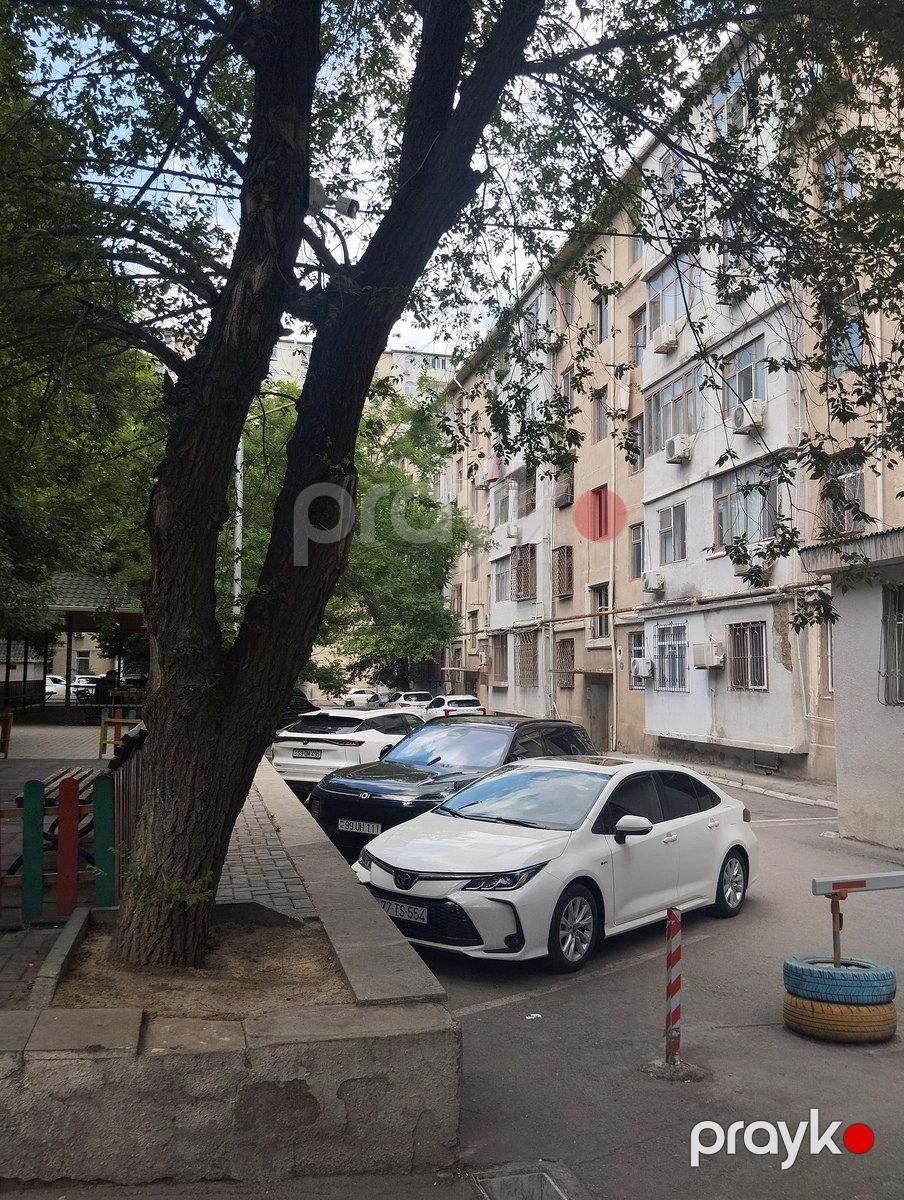 Satılır 2 otaqlı köhnə tikili 41 m² — Mənzil, Bakı