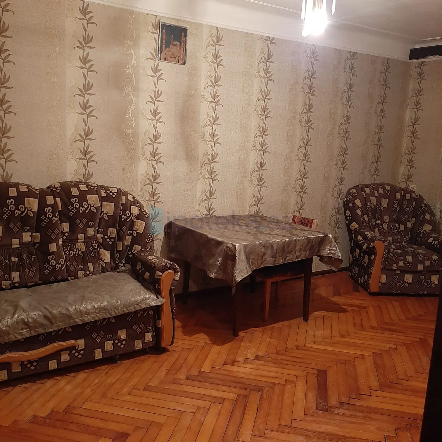 Satılır: 1 Otaq, Köhnə tikili, Nizami r., 8-ci km q., 30.00 m² — Oruc bəy