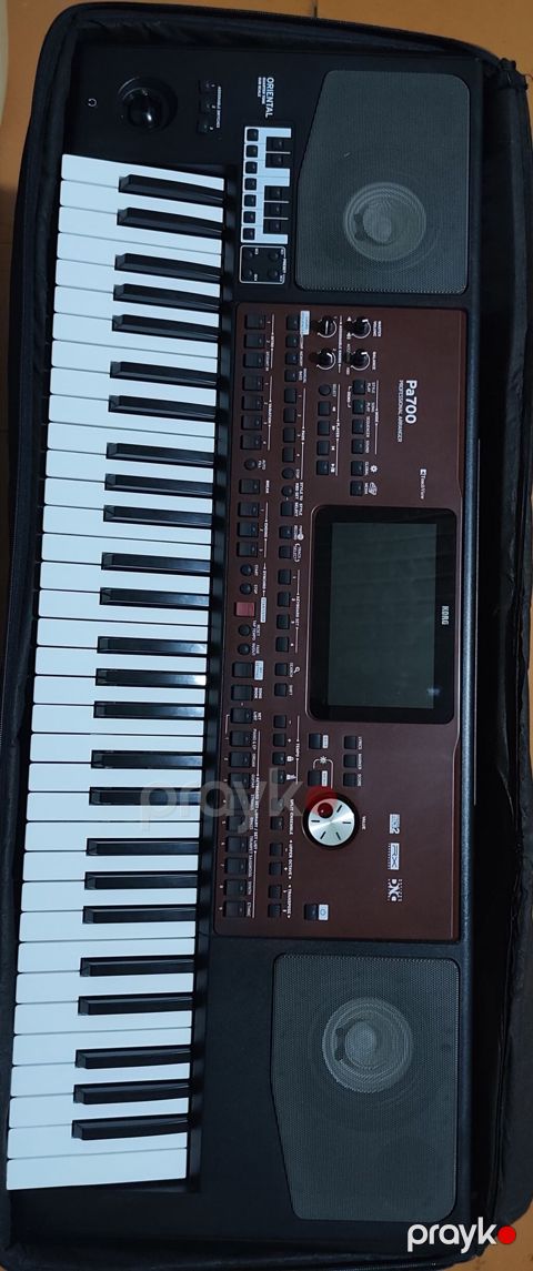 Salam əziz musiqiçilər ideal vəzyətde üstündə super set olan korg — Bakı