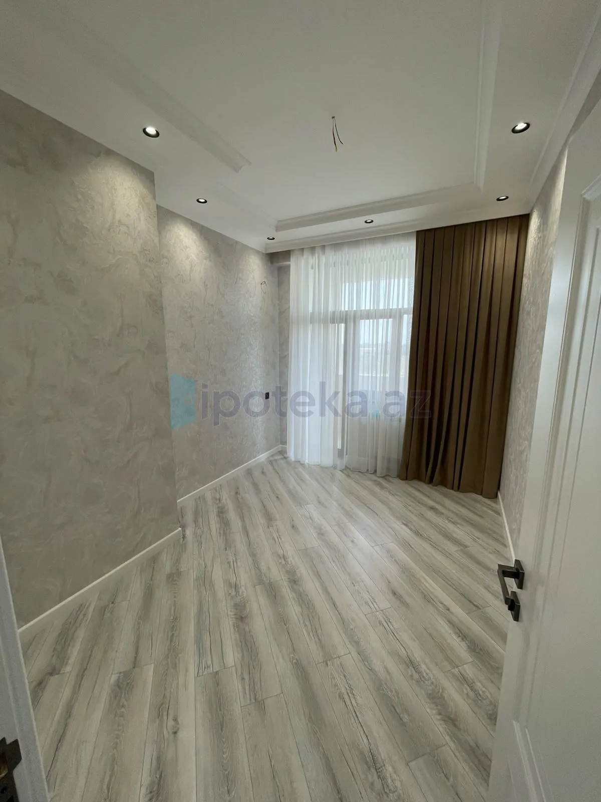 Satılır: 3 Otaq, Yeni tikili, Suraxanı r., Yeni Günəşli q., 98.00 m²