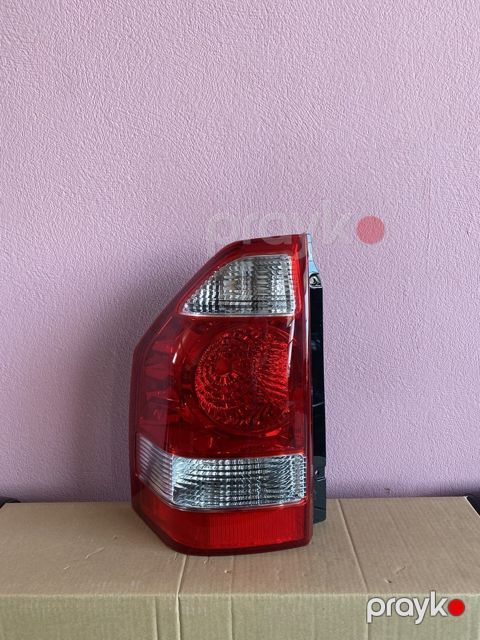 "Mitsubishi Pajero 2003" stop işığı — Bakı