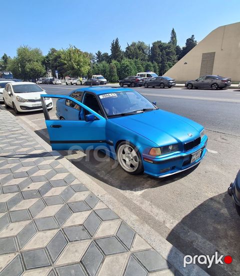 BMW 3 series: 2 l 1993 il Sedan — Bakı