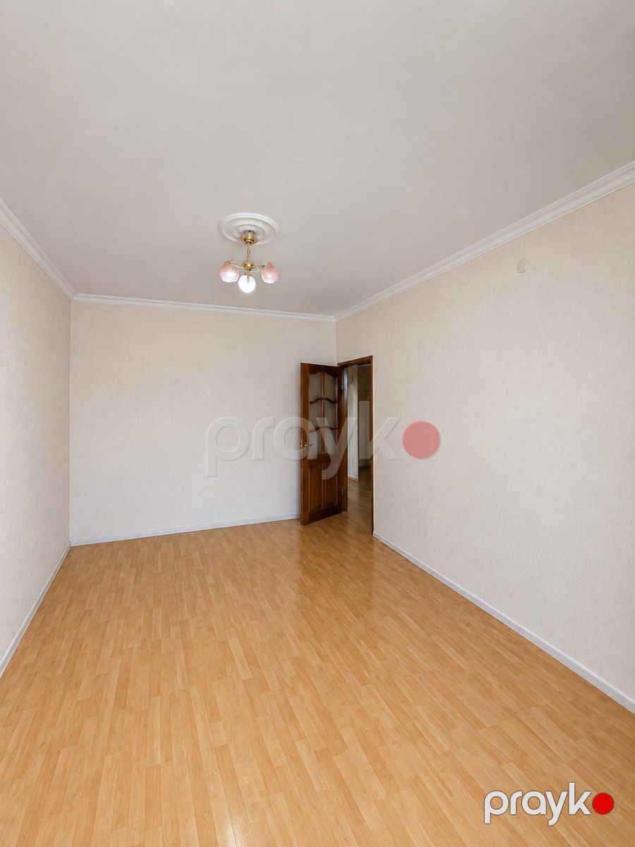 Satılır 3 otaqlı köhnə tikili 92 m² — Mənzil, Bakı (6)