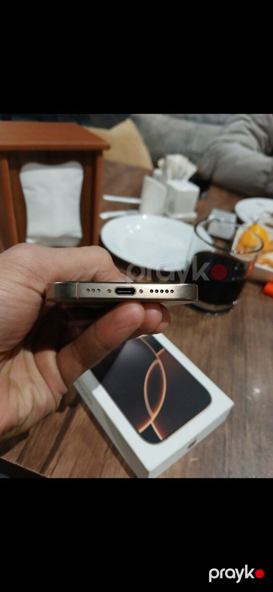 Apple iPhone 16 Pro Desert Titanium 256GB/8GB — Smartfonlar, Bakı (4)