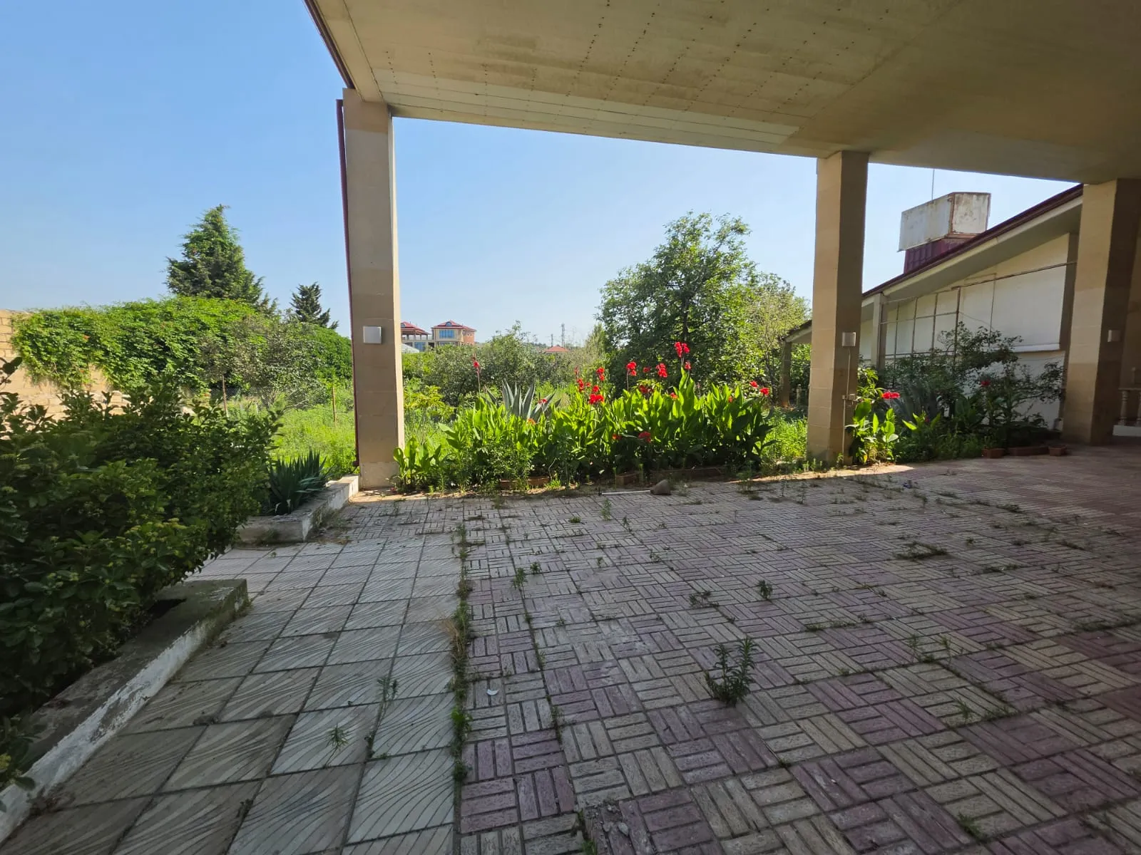 Novxanı, Torpaq satılır - 12 sot — Bakı