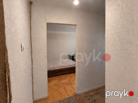 Satılır 1 otaqlı köhnə tikili 32 m² — Bakı