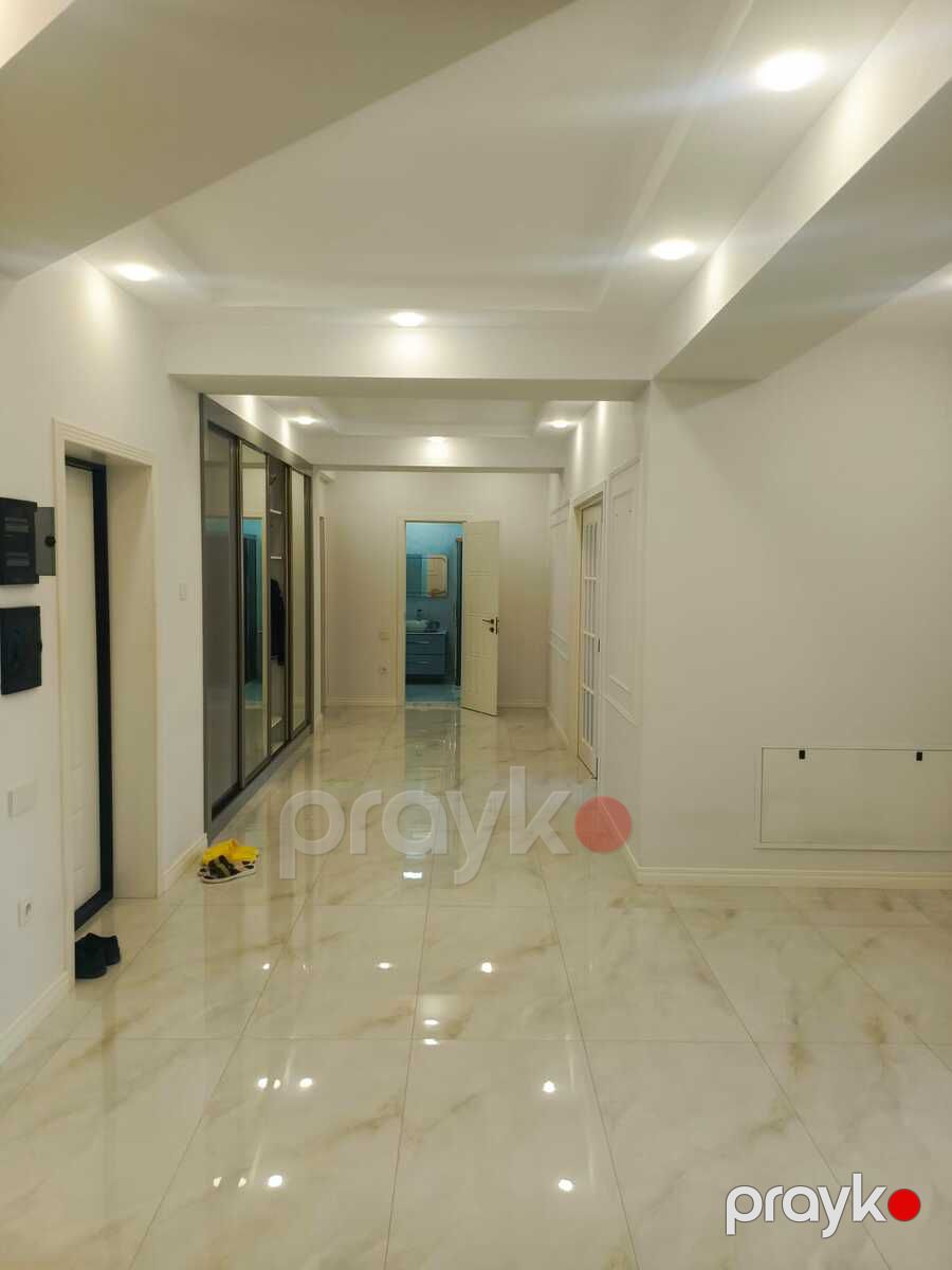 İcarəyə verilir 4 otaqlı yeni tikili 215 m² — Mənzil, Bakı (7)