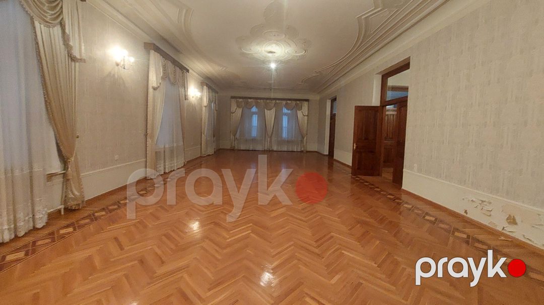 Satılır 10 otaqlı həyət evi/bağ evi 700 m² — Ev, villa, Bakı (12)