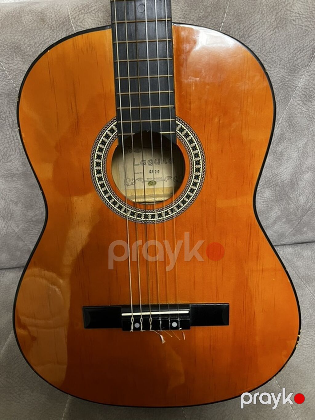 Klassik akustik gitara - Korpus: klassik forma, parlaq lak örtük, ön — Gitarlar və digər simli alətlər, Bakı (6)