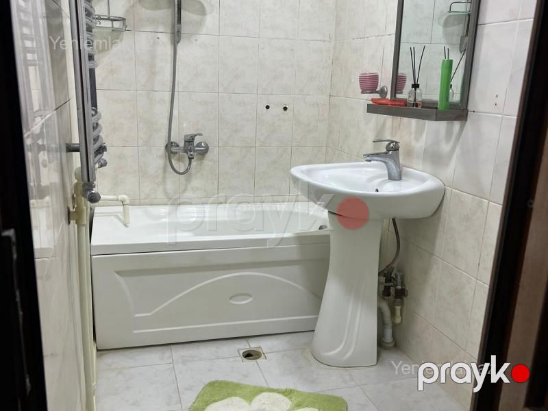 Satılır 4 otaqlı Bina evi menzil (Köhnə tikili), 110 m², Yasamal rayonu — Mənzil, Bakı (12)