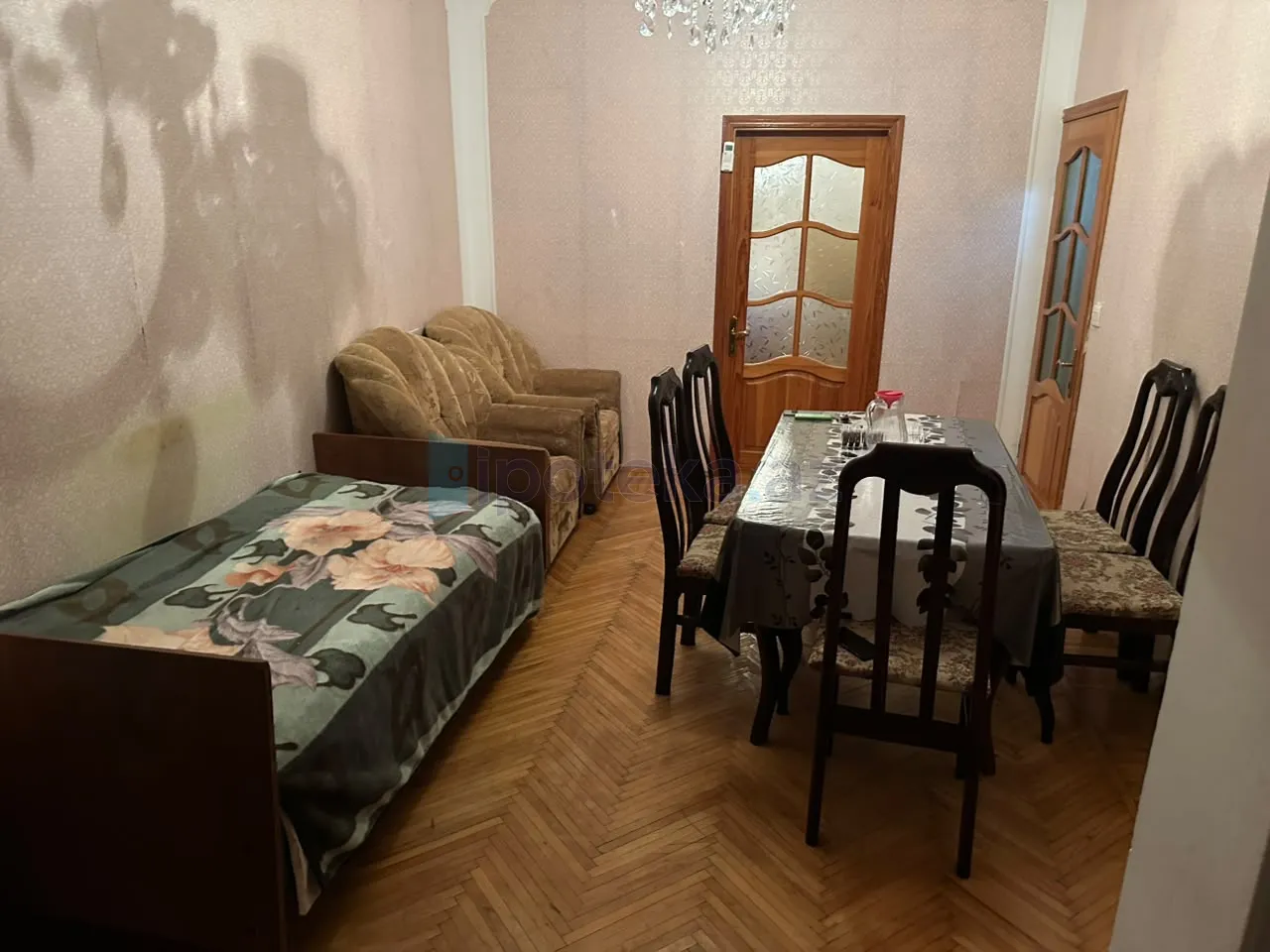Satılır: 2 Otaq, Köhnə tikili, Nəsimi r., 5-ci mkr q., 41.00 m²