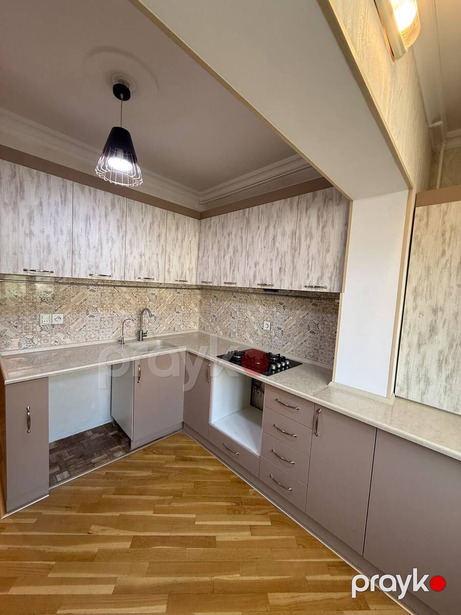 Satılır 2 otaqlı köhnə tikili 75 m² — Mənzil, Bakı (2)