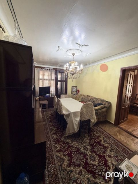 Satılır 3 otaqlı köhnə tikili 43 m² — Bakı