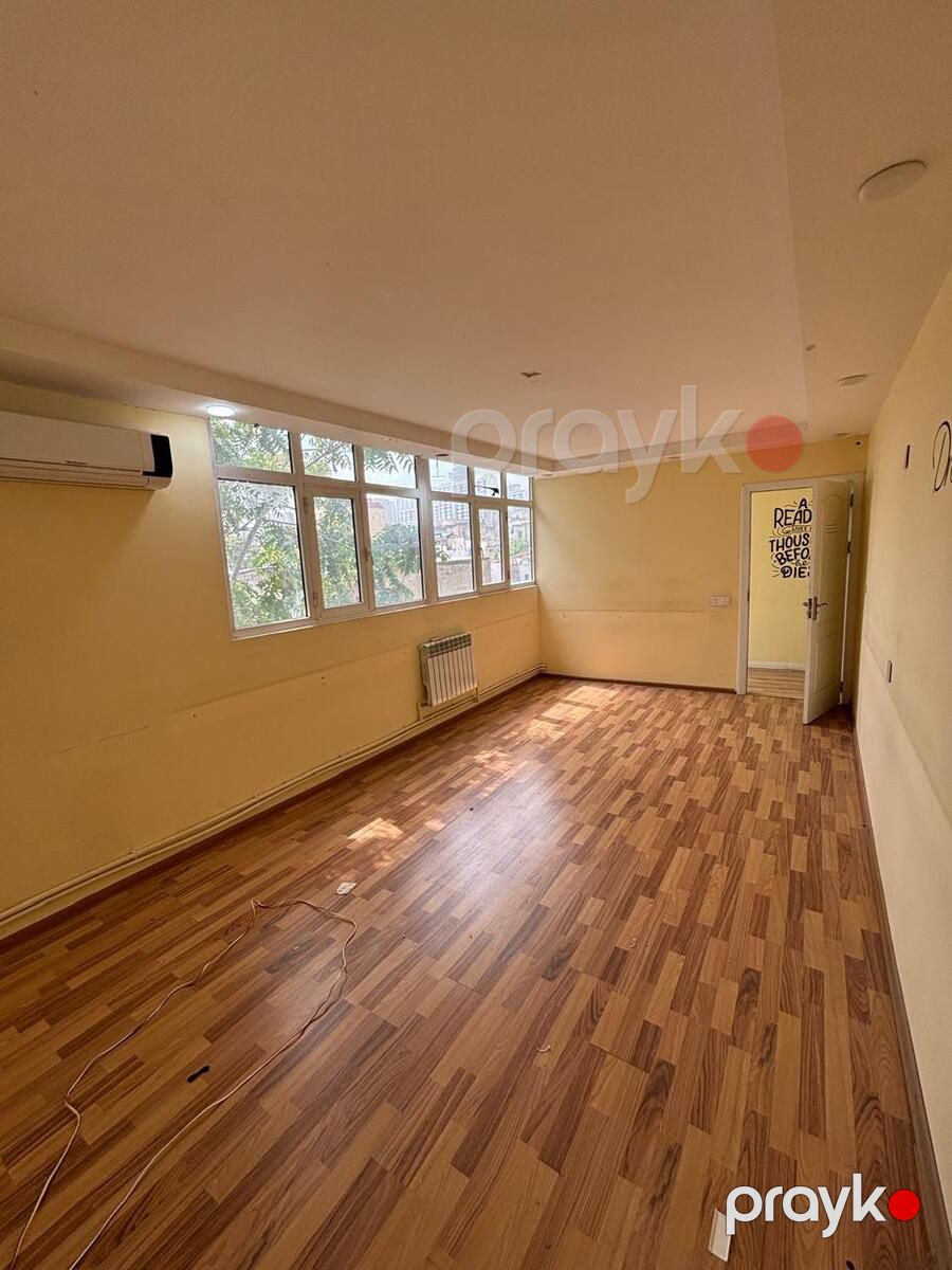 İcarəyə verilir 7 otaqlı ofis 200 m² — Ofis, Bakı (2)