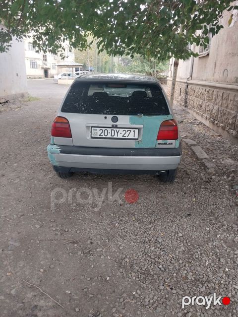 Volkswagen Golf: 1.6 l 1993 il Hetçbek — Gəncə