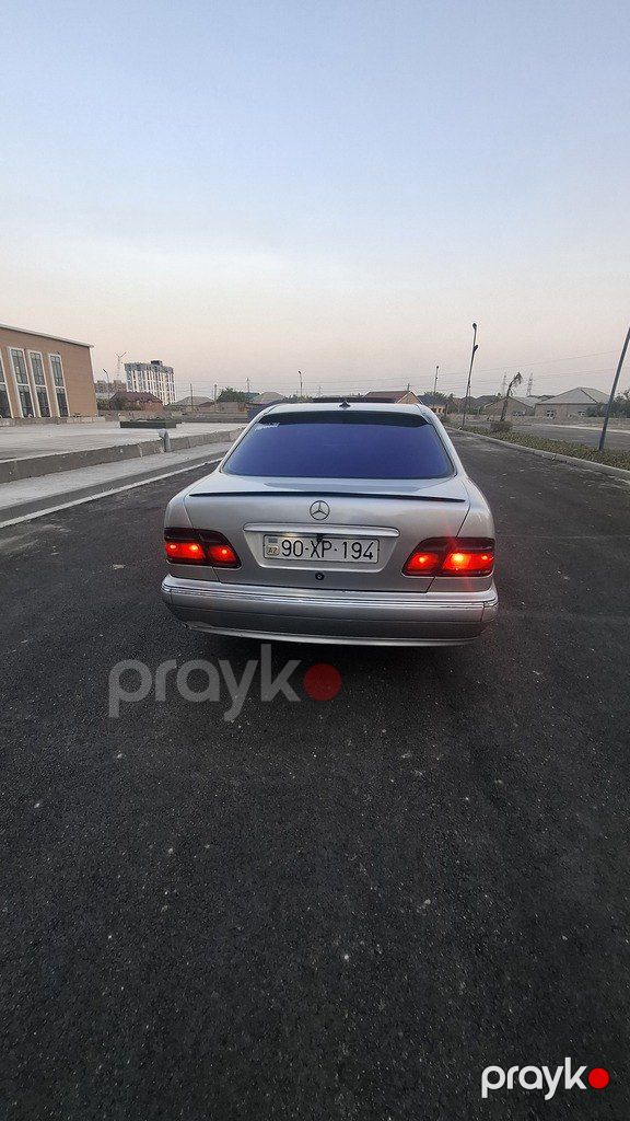 Mercedes E 220, 2.2 L, 2000 il, 320 000 km — Avtomobillər, Bakı (4)
