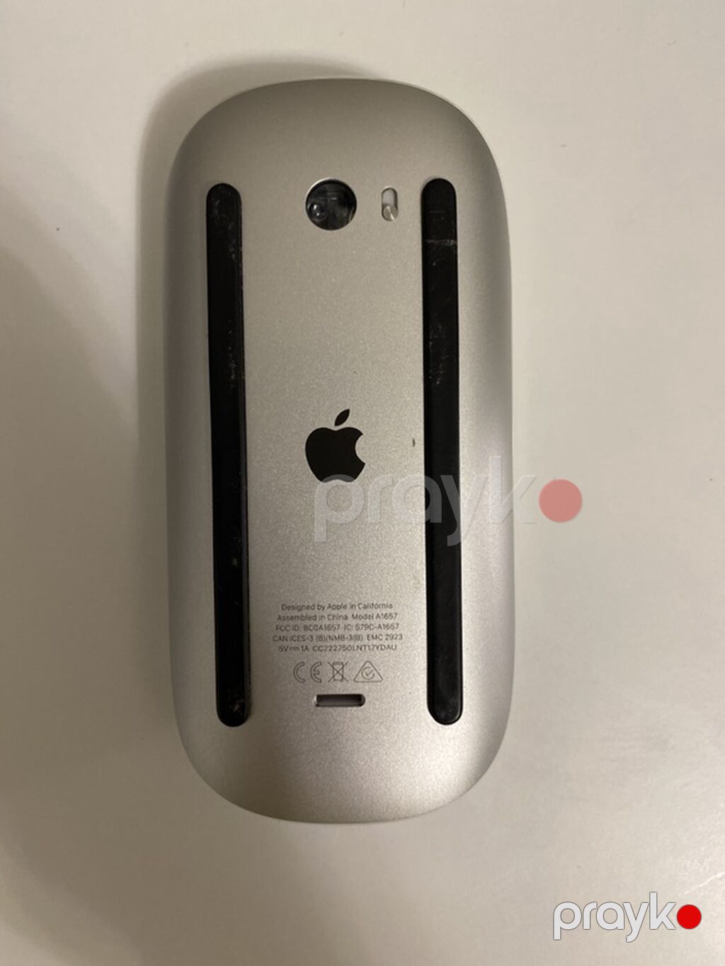 Apple Magic Mouse 2 (Model A1657) - Rəng: Ağ üst panel, gümüşü alt — Klaviaturalar və siçanlar, Bakı
