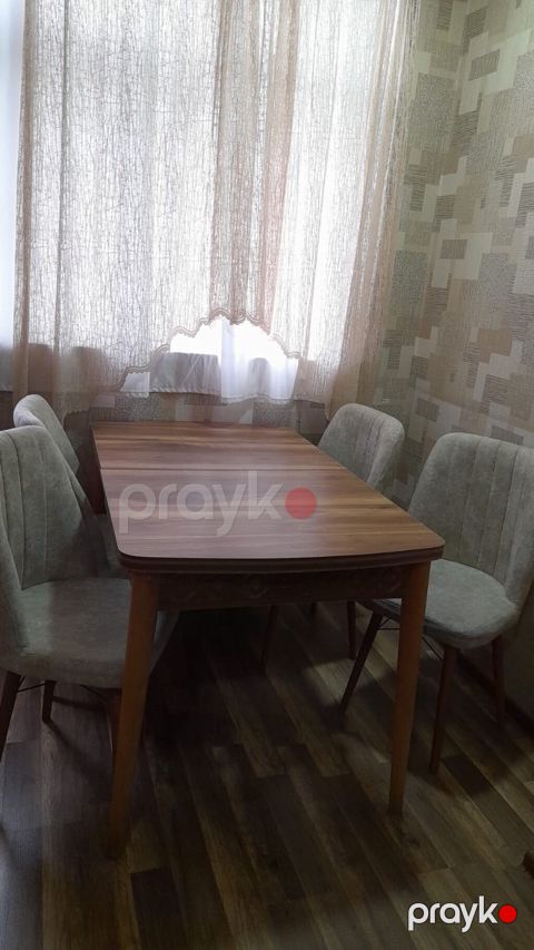 Stol,4 stulla satılır 250 azn.Stol açılır.Dəst yaxşı — Bakı