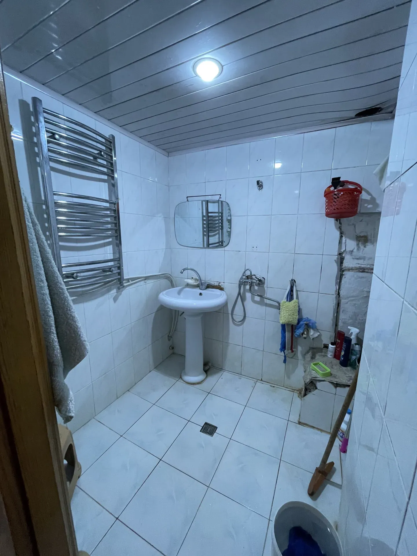 Azadlıq Prospekti m.st, 2 otaqlı Köhnə tikili satılır - 70 m², 6/9 mərtəbə — Mənzil, Bakı (5)