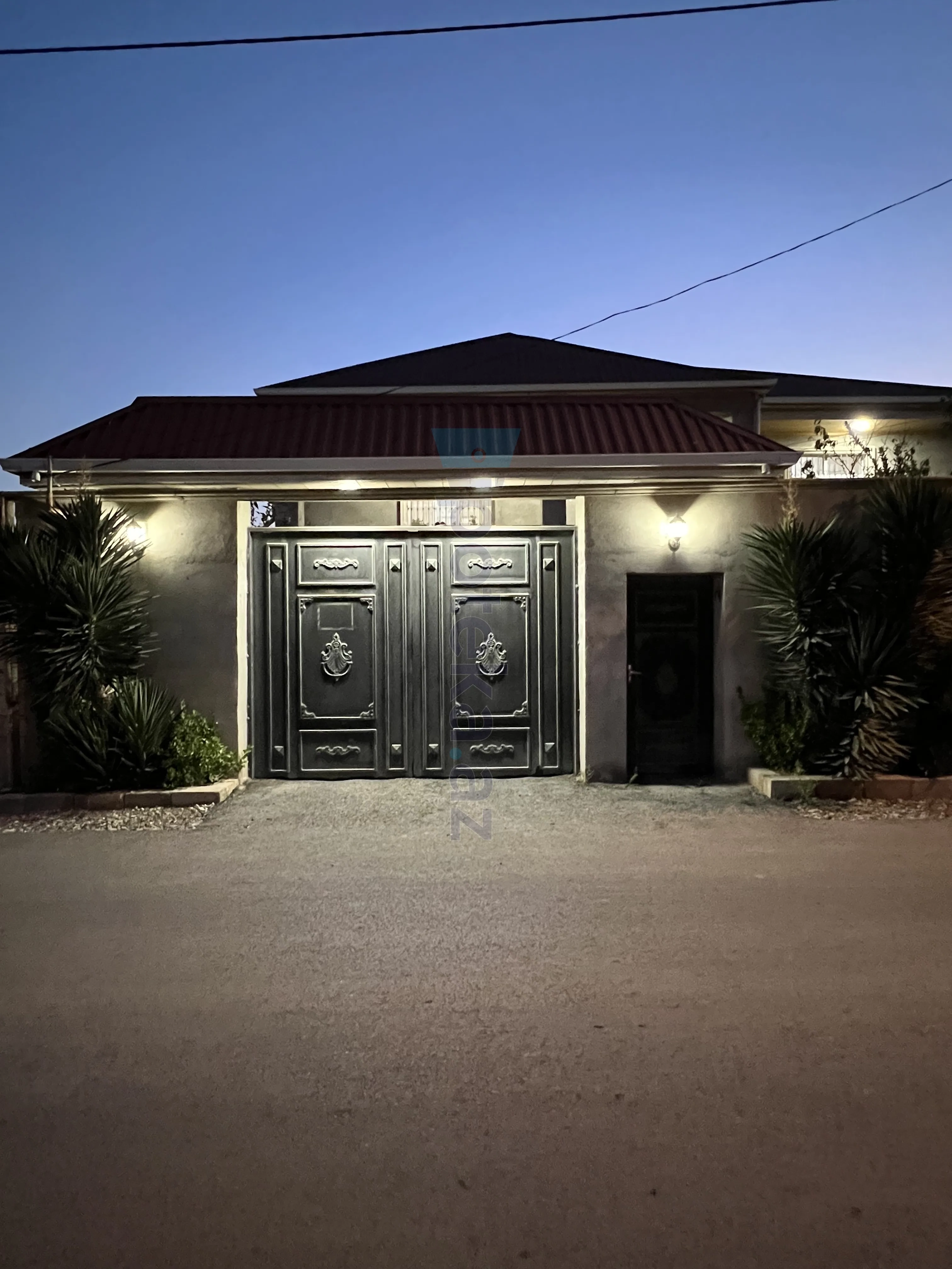 Satılır: 4 Otaq, Bağlar, 150.00 m² — Sumqayıt