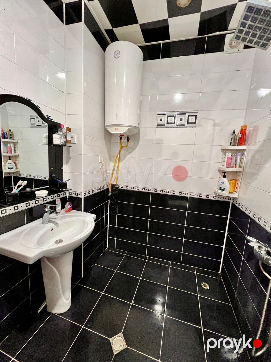Satılır 3 otaqlı köhnə tikili 70 m² — Mənzil, Bakı (3)