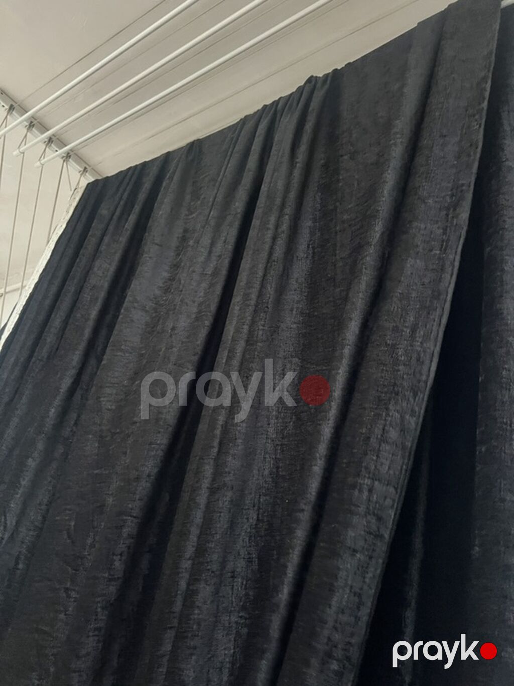 Qara qatı pərdə - Rəng: dərin qara - Material: yumşaq, parıltılı — Pərdələr, kornişlər, jalüzilər, Bakı (4)
