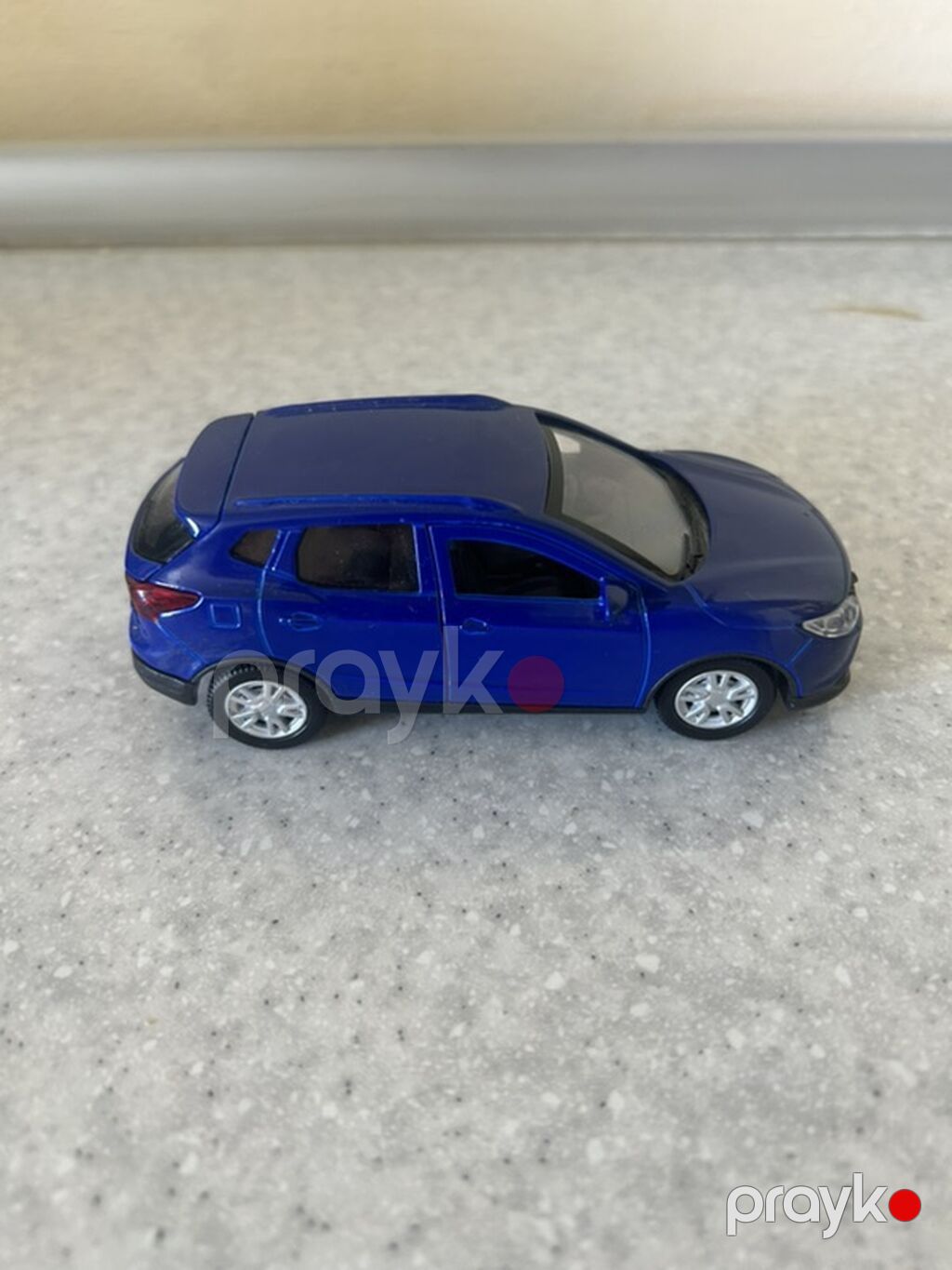 Mavi rəngli metal oyuncaq krossover avtomobil modeli - Material — Modellar, Bakı (4)