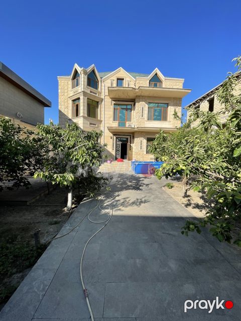 Satılır 6 otaqlı həyət evi/bağ evi 416 m²